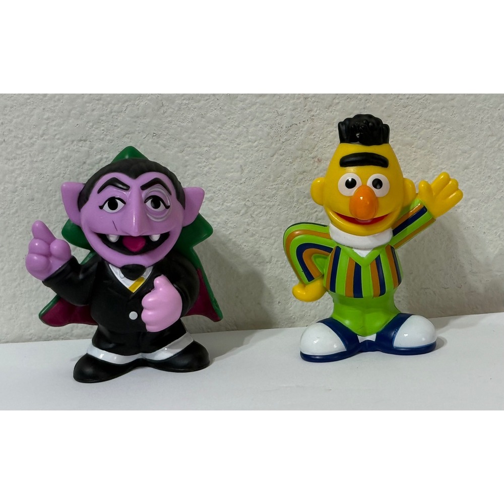 Hasbro Sesame Street Count von Count & Bert Figure Set 2018 Multi-Color V-3521F